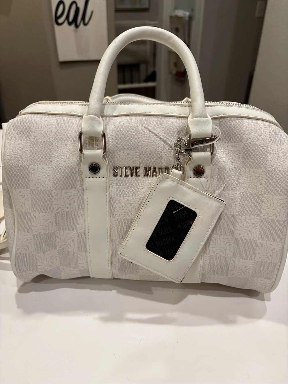 NWOT Steve Madden White Bkali Satchel Crossbody Bag.